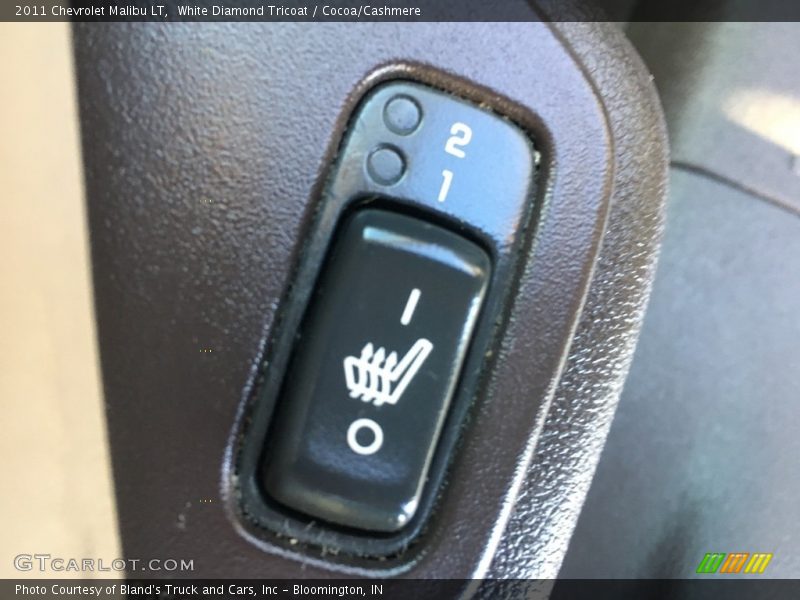 White Diamond Tricoat / Cocoa/Cashmere 2011 Chevrolet Malibu LT