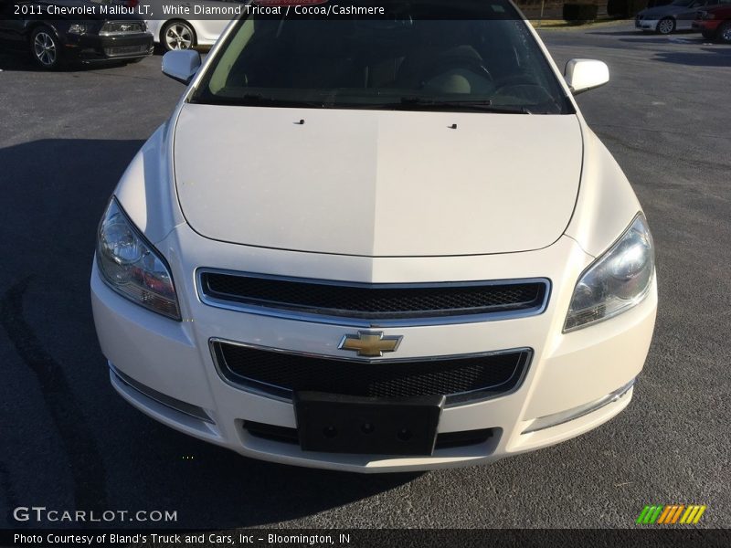 White Diamond Tricoat / Cocoa/Cashmere 2011 Chevrolet Malibu LT