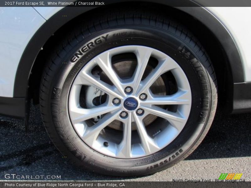 White Platinum / Charcoal Black 2017 Ford Escape SE