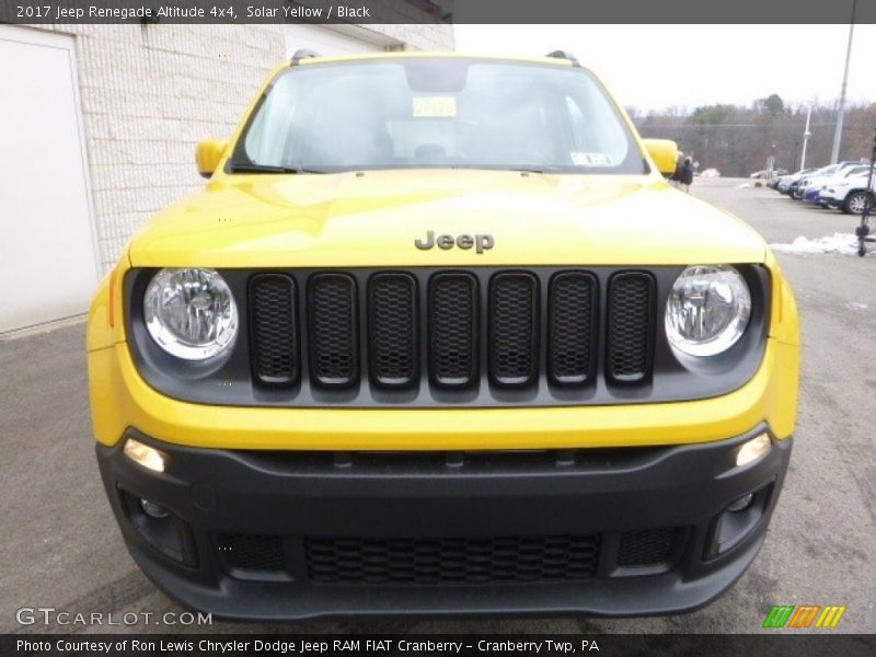 Solar Yellow / Black 2017 Jeep Renegade Altitude 4x4