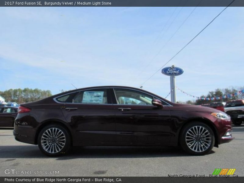 Burgundy Velvet / Medium Light Stone 2017 Ford Fusion SE