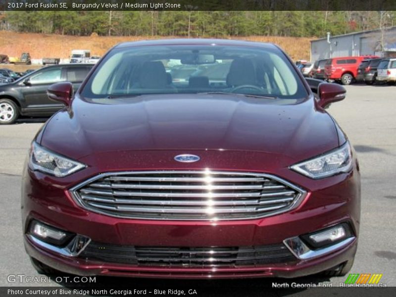 Burgundy Velvet / Medium Light Stone 2017 Ford Fusion SE