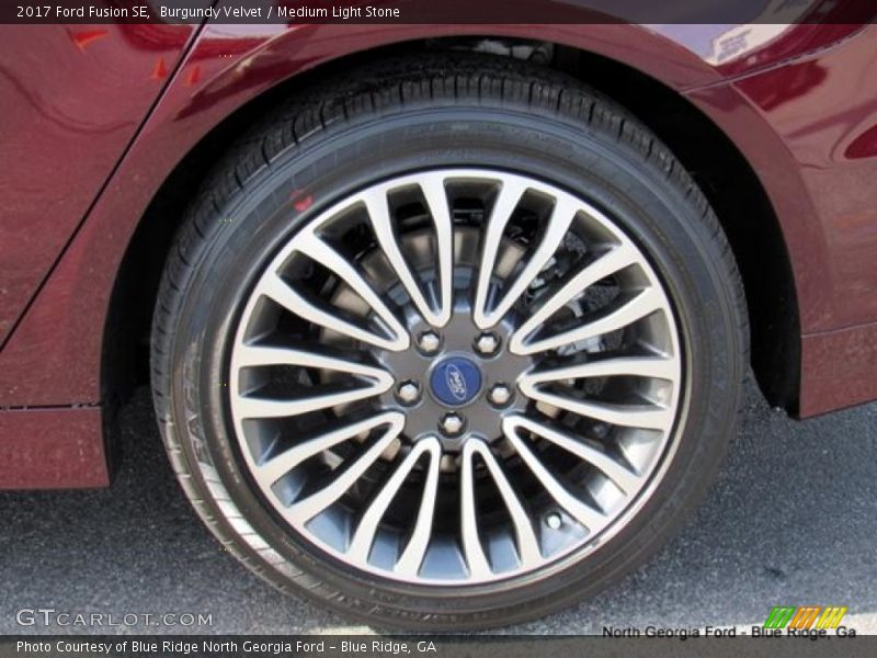Burgundy Velvet / Medium Light Stone 2017 Ford Fusion SE