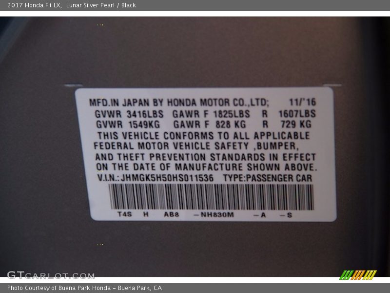 Lunar Silver Pearl / Black 2017 Honda Fit LX