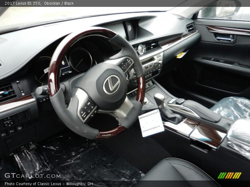 Obsidian / Black 2017 Lexus ES 350