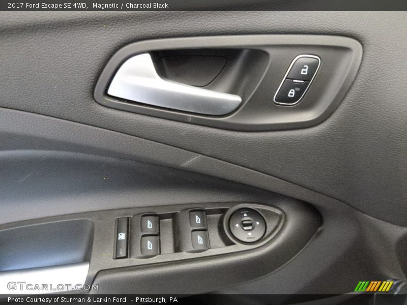 Magnetic / Charcoal Black 2017 Ford Escape SE 4WD