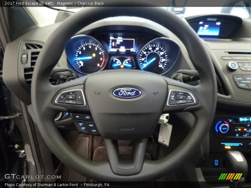 Magnetic / Charcoal Black 2017 Ford Escape SE 4WD