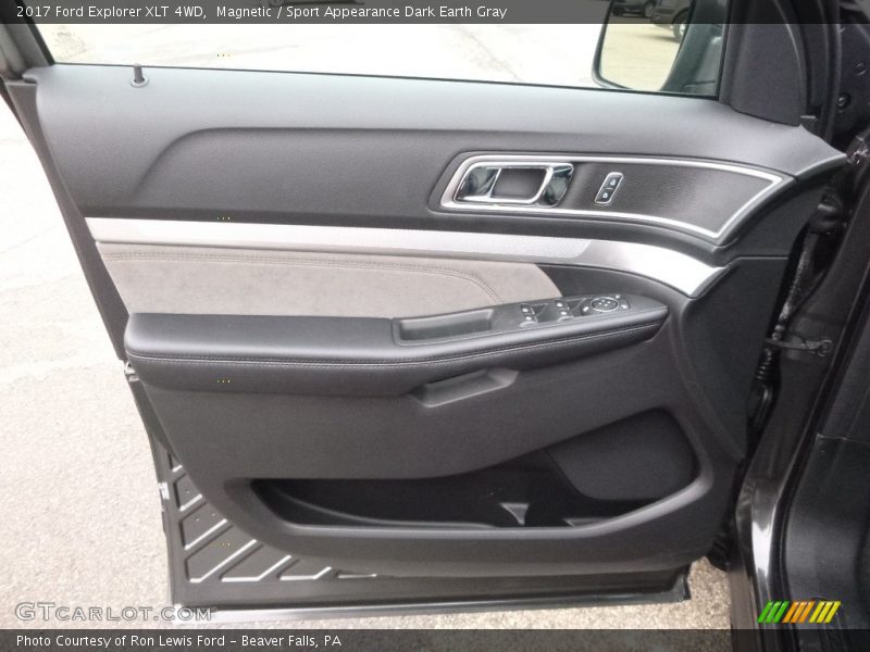 Magnetic / Sport Appearance Dark Earth Gray 2017 Ford Explorer XLT 4WD