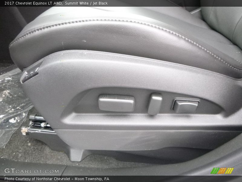 Summit White / Jet Black 2017 Chevrolet Equinox LT AWD