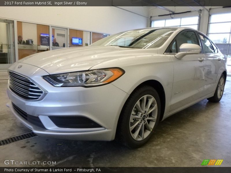 Ingot Silver / Ebony 2017 Ford Fusion Hybrid SE