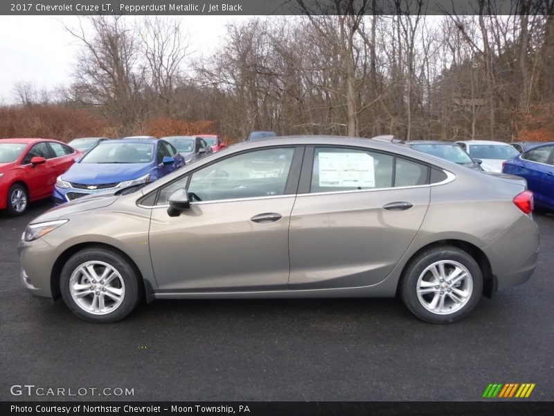 Pepperdust Metallic / Jet Black 2017 Chevrolet Cruze LT