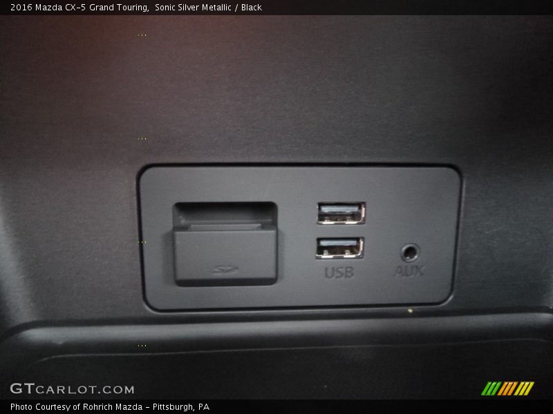 Sonic Silver Metallic / Black 2016 Mazda CX-5 Grand Touring