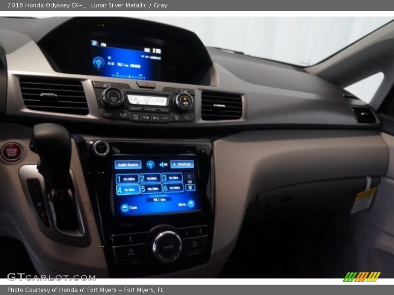 Lunar Silver Metallic / Gray 2016 Honda Odyssey EX-L