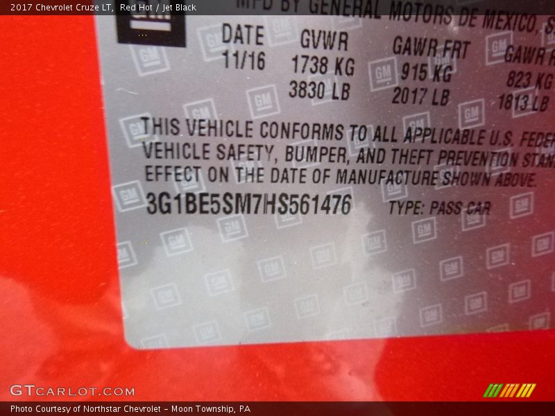Red Hot / Jet Black 2017 Chevrolet Cruze LT