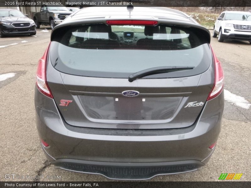 Magnetic Metallic / ST Charcoal Black 2016 Ford Fiesta ST Hatchback