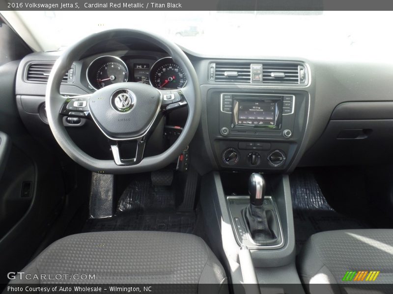 Cardinal Red Metallic / Titan Black 2016 Volkswagen Jetta S