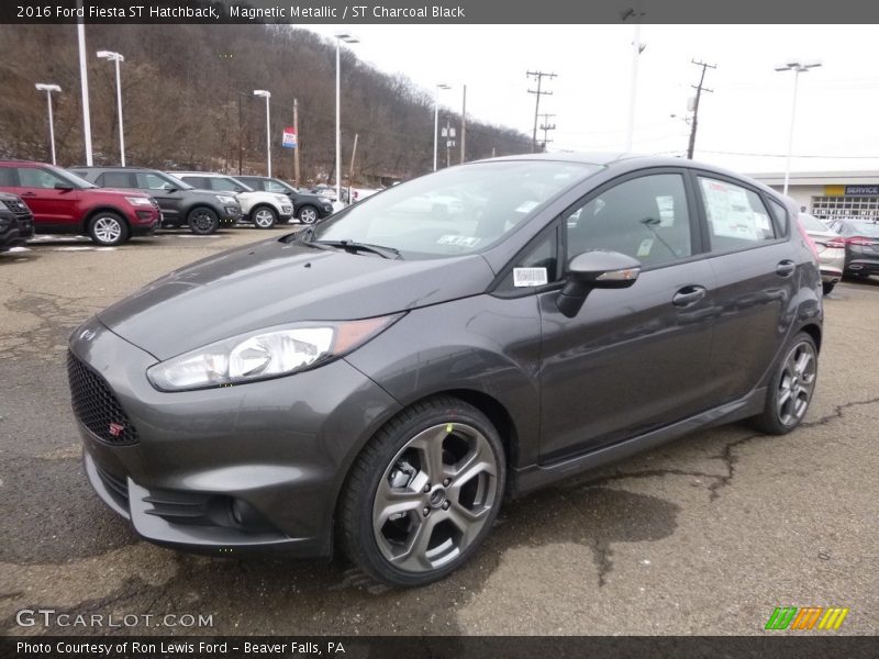 Magnetic Metallic / ST Charcoal Black 2016 Ford Fiesta ST Hatchback