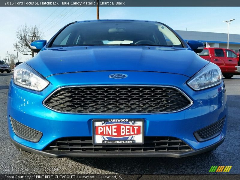Blue Candy Metallic / Charcoal Black 2015 Ford Focus SE Hatchback