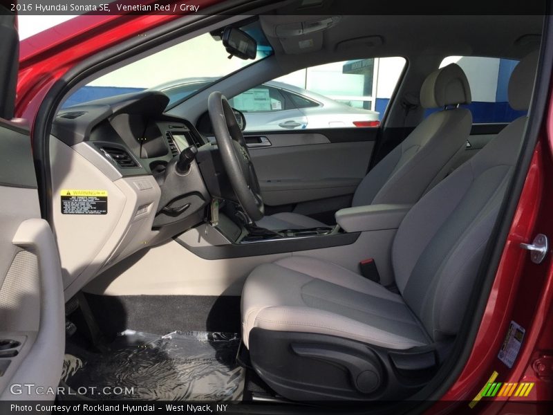 Venetian Red / Gray 2016 Hyundai Sonata SE