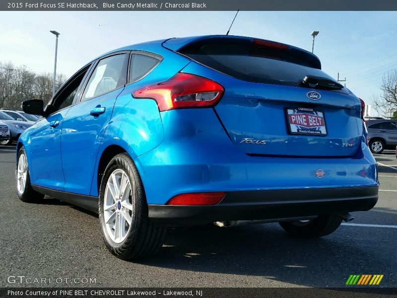 Blue Candy Metallic / Charcoal Black 2015 Ford Focus SE Hatchback