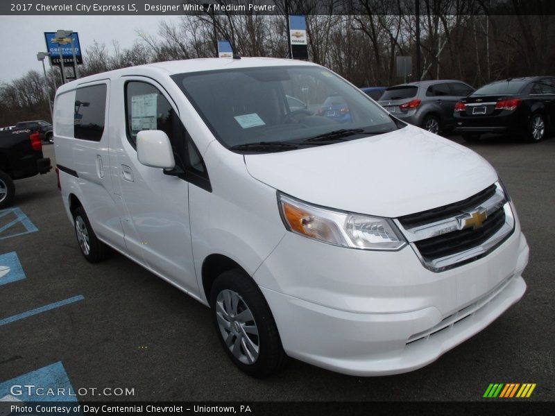 Designer White / Medium Pewter 2017 Chevrolet City Express LS
