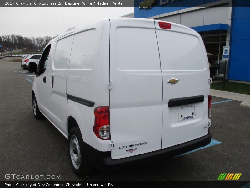 Designer White / Medium Pewter 2017 Chevrolet City Express LS