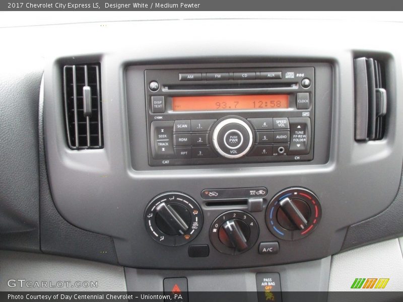 Designer White / Medium Pewter 2017 Chevrolet City Express LS