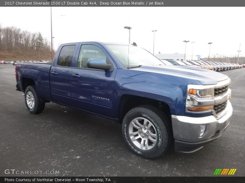 Deep Ocean Blue Metallic / Jet Black 2017 Chevrolet Silverado 1500 LT Double Cab 4x4