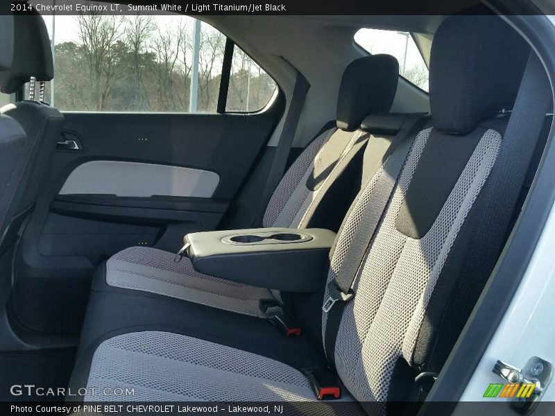 Summit White / Light Titanium/Jet Black 2014 Chevrolet Equinox LT