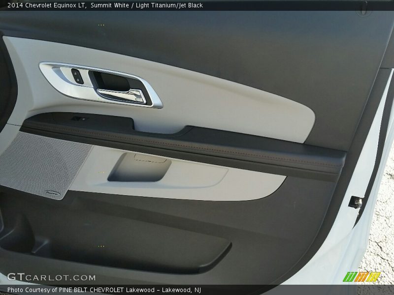 Summit White / Light Titanium/Jet Black 2014 Chevrolet Equinox LT