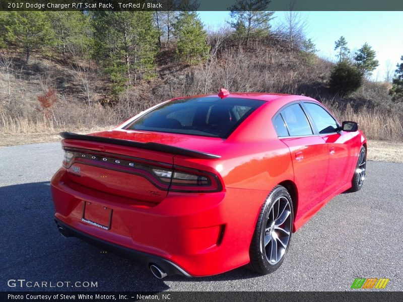 TorRed / Black 2017 Dodge Charger R/T Scat Pack