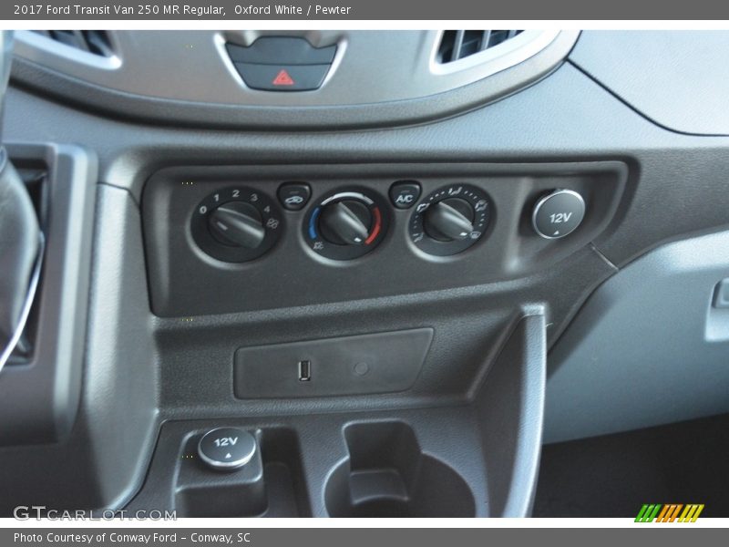 Oxford White / Pewter 2017 Ford Transit Van 250 MR Regular