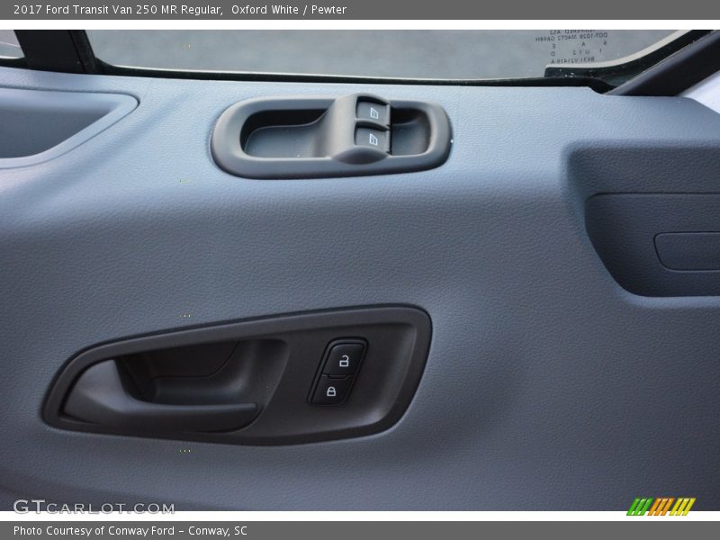 Oxford White / Pewter 2017 Ford Transit Van 250 MR Regular