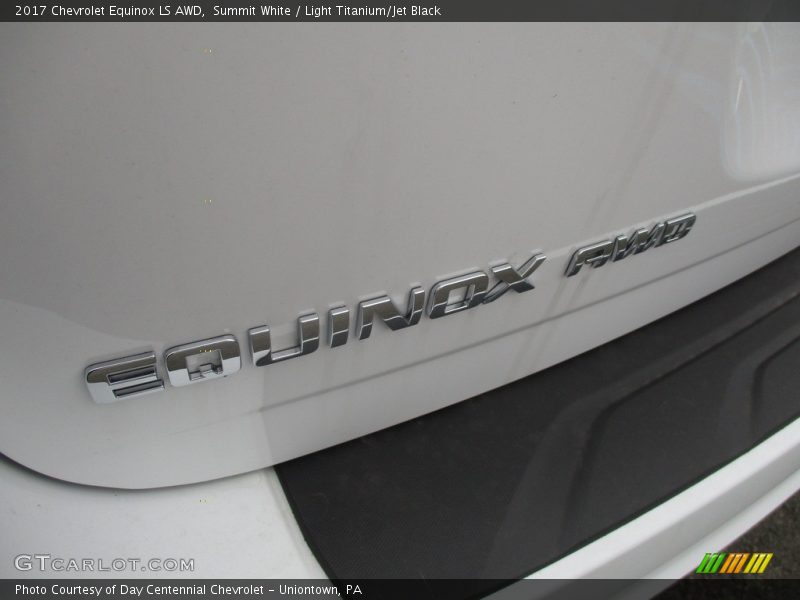 Summit White / Light Titanium/Jet Black 2017 Chevrolet Equinox LS AWD