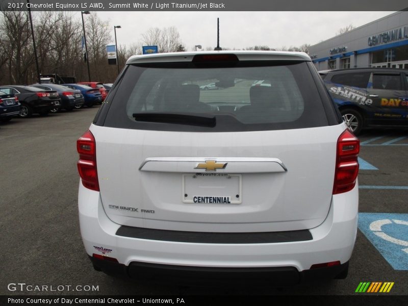 Summit White / Light Titanium/Jet Black 2017 Chevrolet Equinox LS AWD