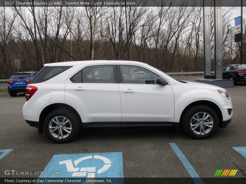 Summit White / Light Titanium/Jet Black 2017 Chevrolet Equinox LS AWD