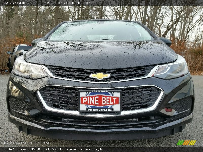 Mosaic Black Metallic / Jet Black 2017 Chevrolet Cruze LT