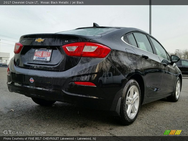 Mosaic Black Metallic / Jet Black 2017 Chevrolet Cruze LT