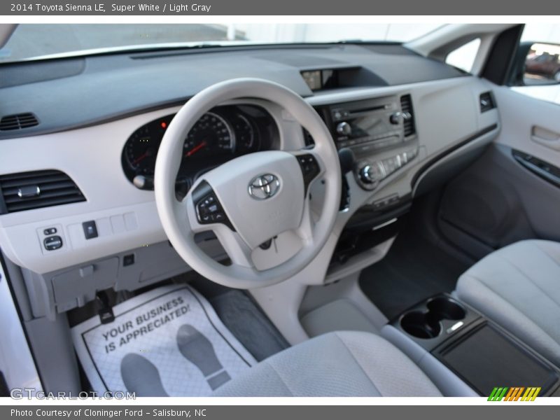 Super White / Light Gray 2014 Toyota Sienna LE