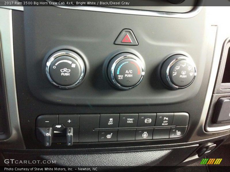 Bright White / Black/Diesel Gray 2017 Ram 3500 Big Horn Crew Cab 4x4