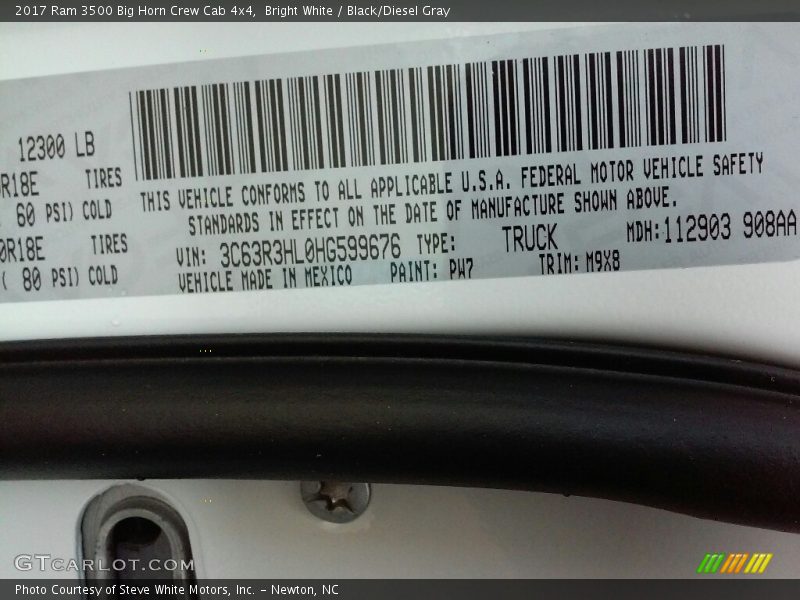 Bright White / Black/Diesel Gray 2017 Ram 3500 Big Horn Crew Cab 4x4