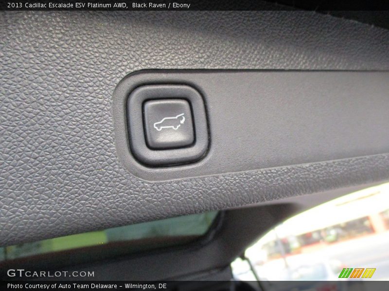 Black Raven / Ebony 2013 Cadillac Escalade ESV Platinum AWD