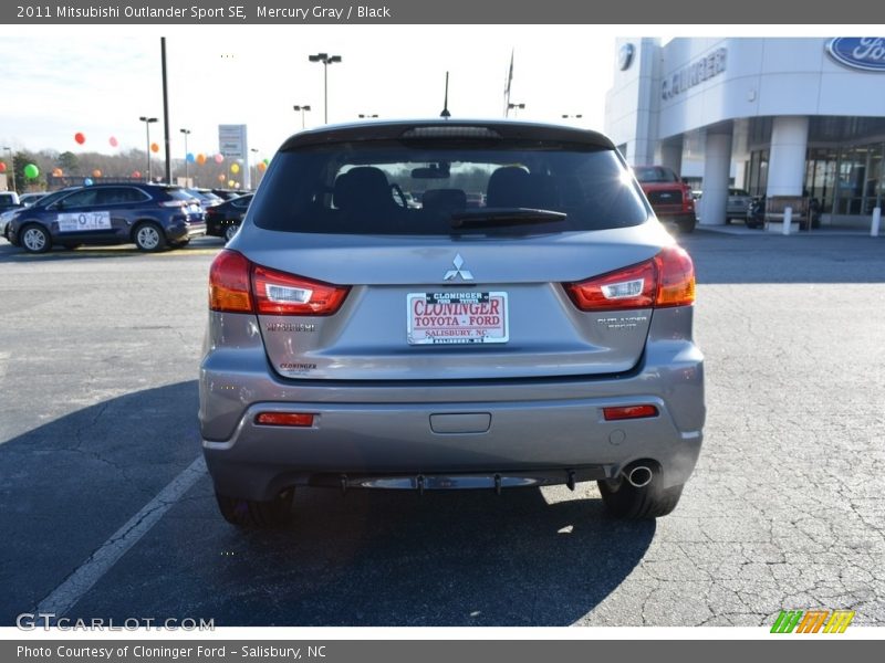 Mercury Gray / Black 2011 Mitsubishi Outlander Sport SE