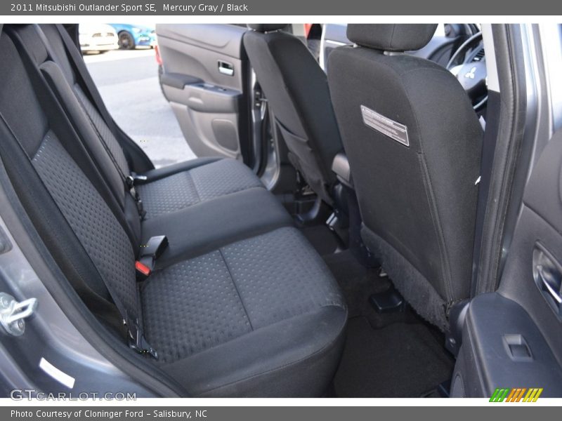 Mercury Gray / Black 2011 Mitsubishi Outlander Sport SE