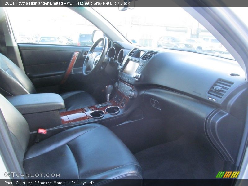 Magnetic Gray Metallic / Black 2011 Toyota Highlander Limited 4WD