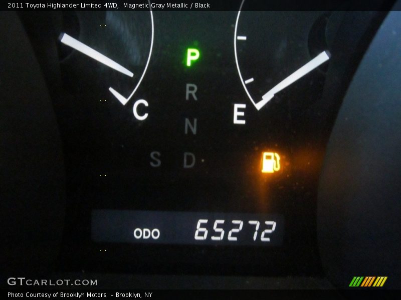 Magnetic Gray Metallic / Black 2011 Toyota Highlander Limited 4WD