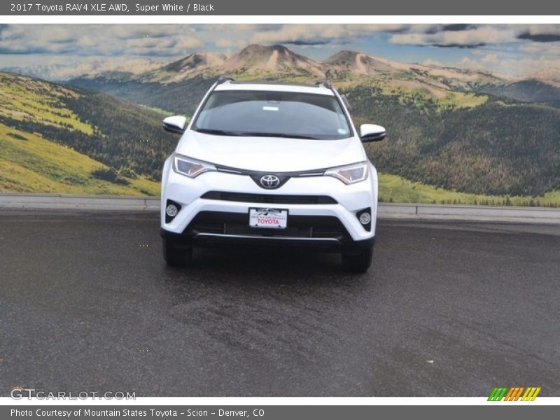 Super White / Black 2017 Toyota RAV4 XLE AWD
