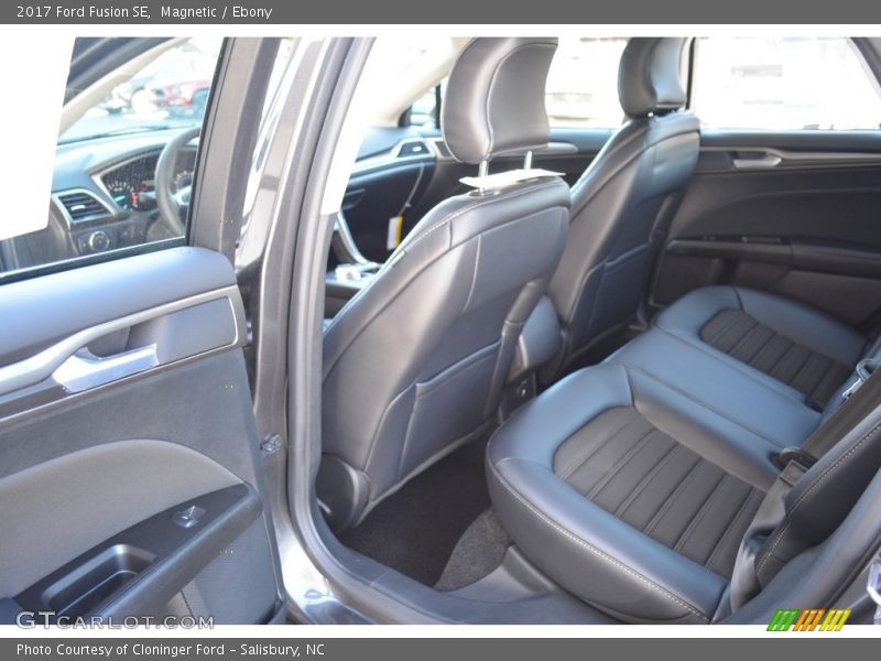 Magnetic / Ebony 2017 Ford Fusion SE