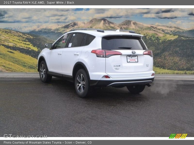 Super White / Black 2017 Toyota RAV4 XLE AWD