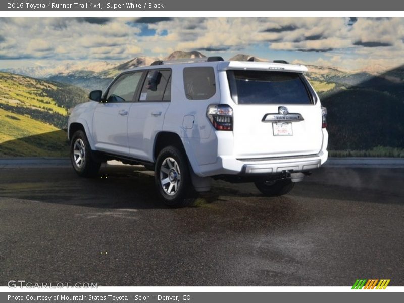 Super White / Black 2016 Toyota 4Runner Trail 4x4